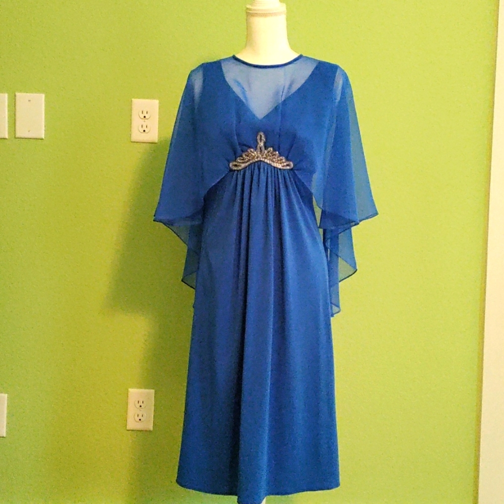 Vintage blue 60's 70's dress with capelet and bead detail